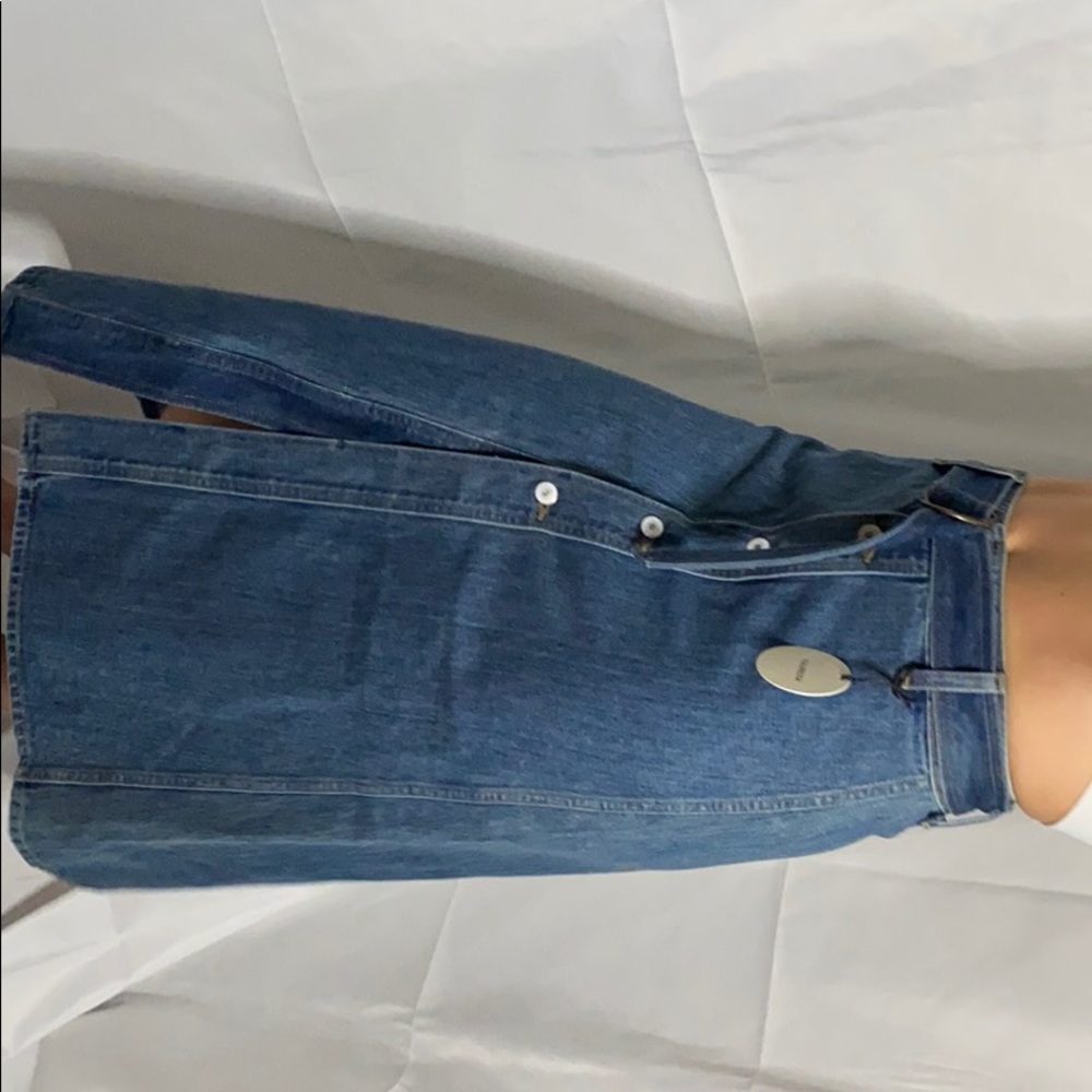 Long skirt.